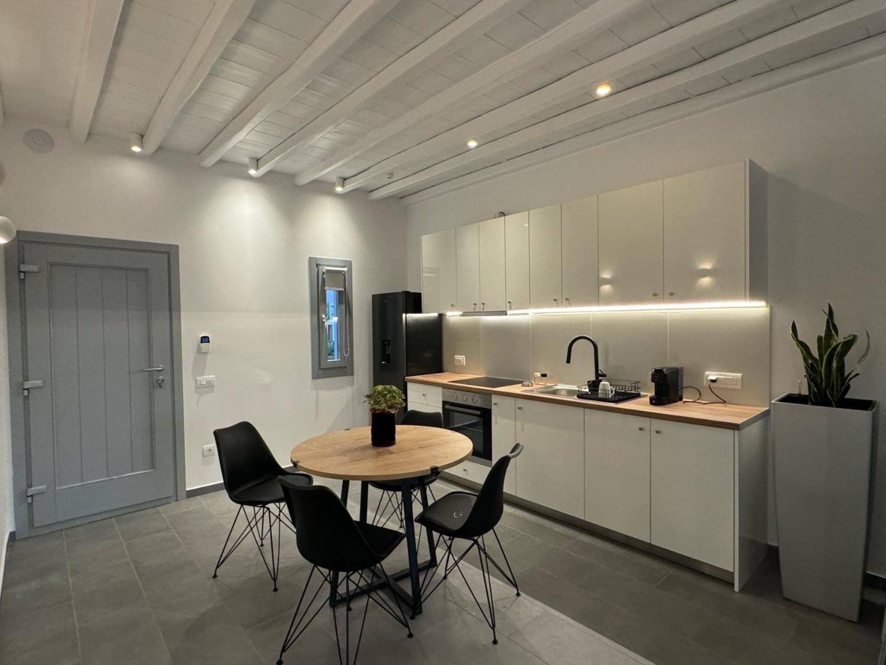 Almond Place Mykonos Town Exterior photo